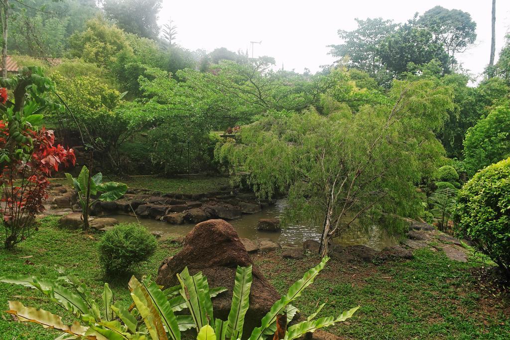 Harmony Valley Retreat Bukit Tinggi Esterno foto